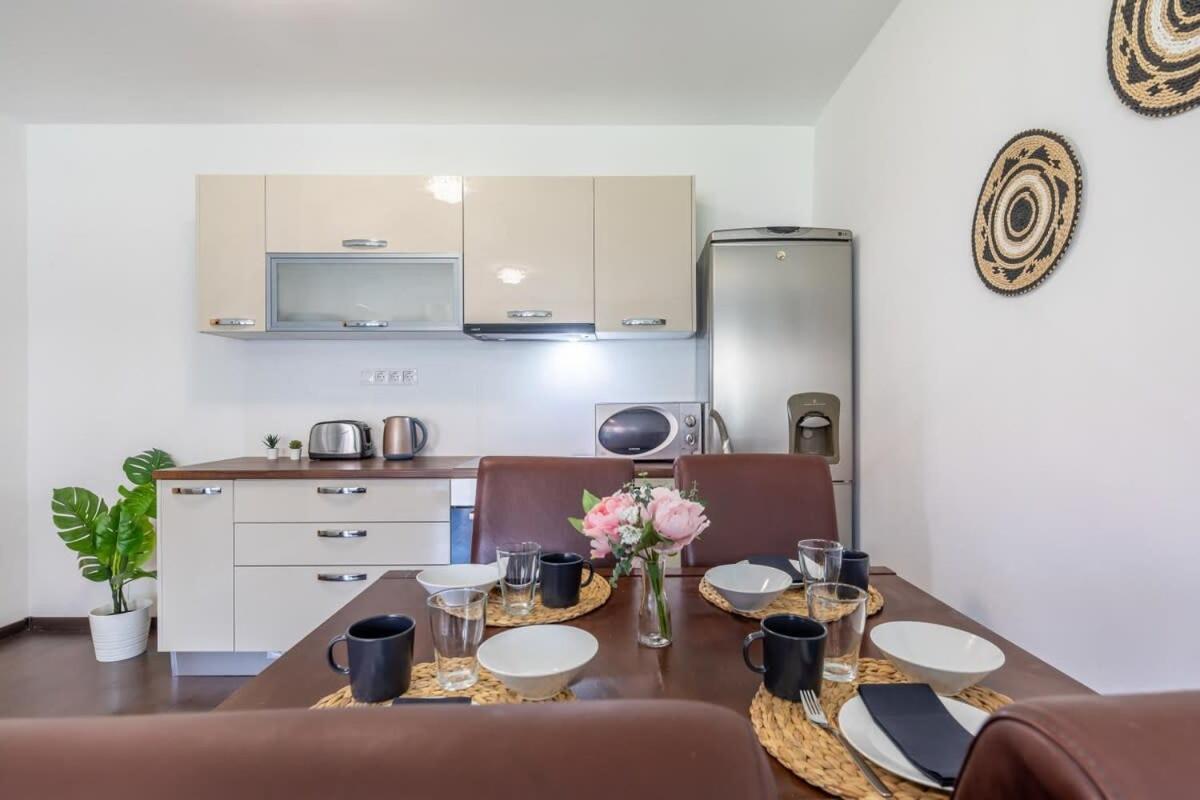 Apartmán Sunny Balcony - Cute And Cozy Budapešť Exteriér fotografie