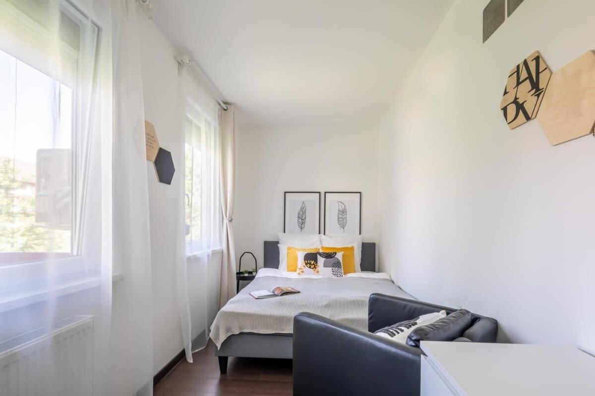 Apartmán Sunny Balcony - Cute And Cozy Budapešť Exteriér fotografie