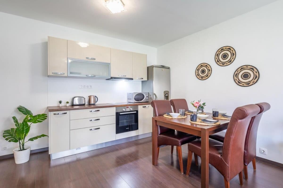 Apartmán Sunny Balcony - Cute And Cozy Budapešť Exteriér fotografie