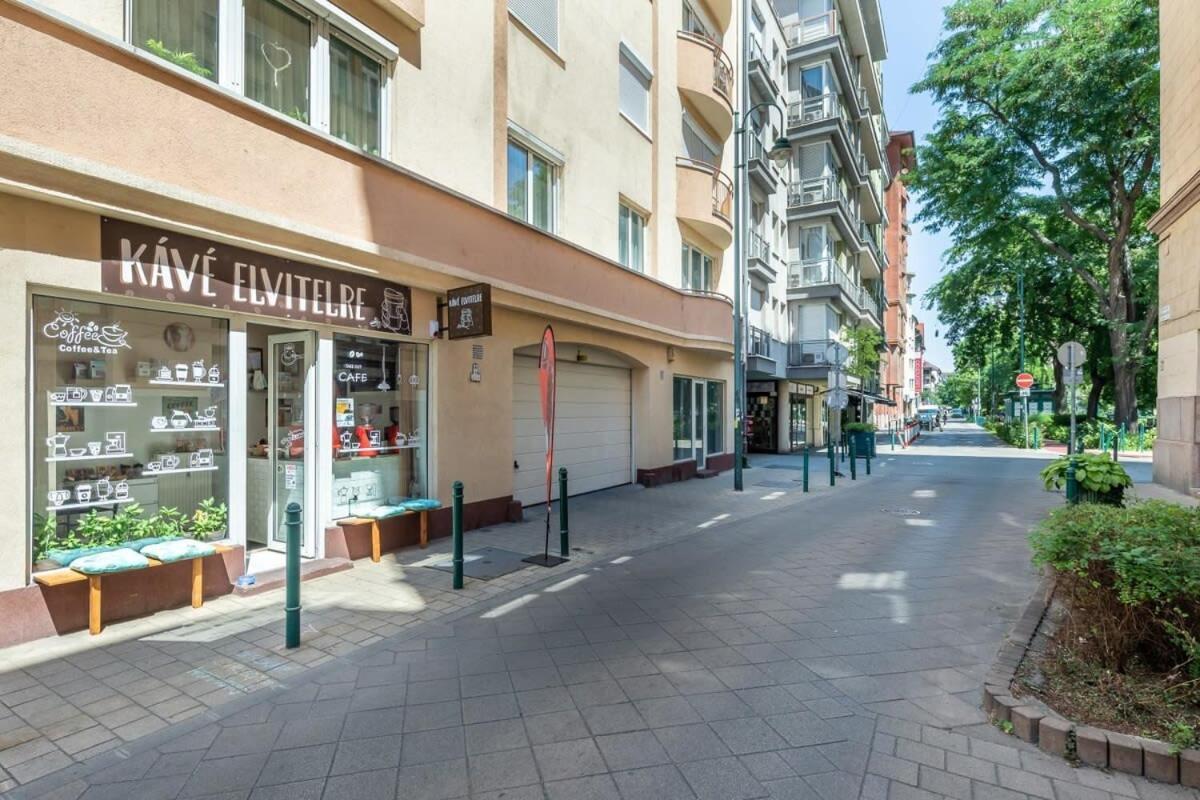 Apartmán Sunny Balcony - Cute And Cozy Budapešť Exteriér fotografie