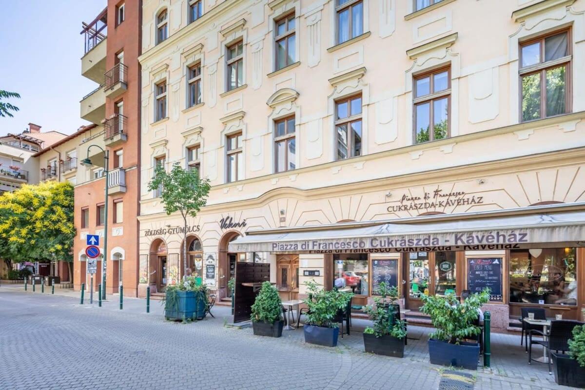 Apartmán Sunny Balcony - Cute And Cozy Budapešť Exteriér fotografie